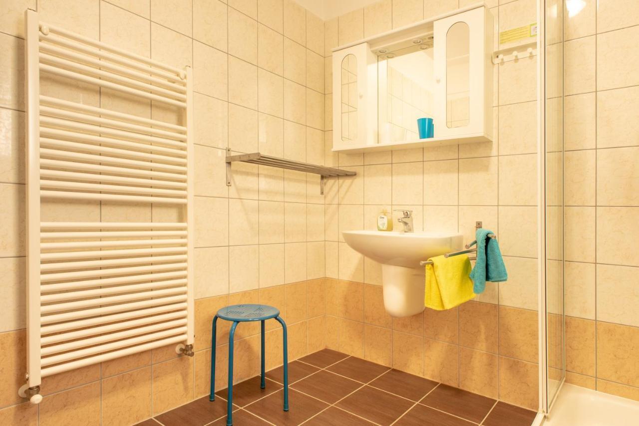 Modor Apartman Alsópáhok Buitenkant foto